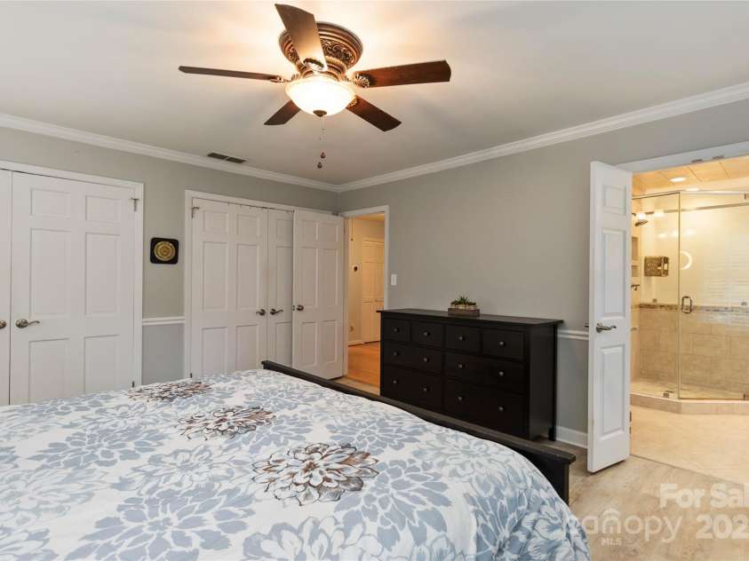 601 Highland Forest Drive, Charlotte, NC 28270.  MLS# CAR4233276, YatesRealty ID 2866. 