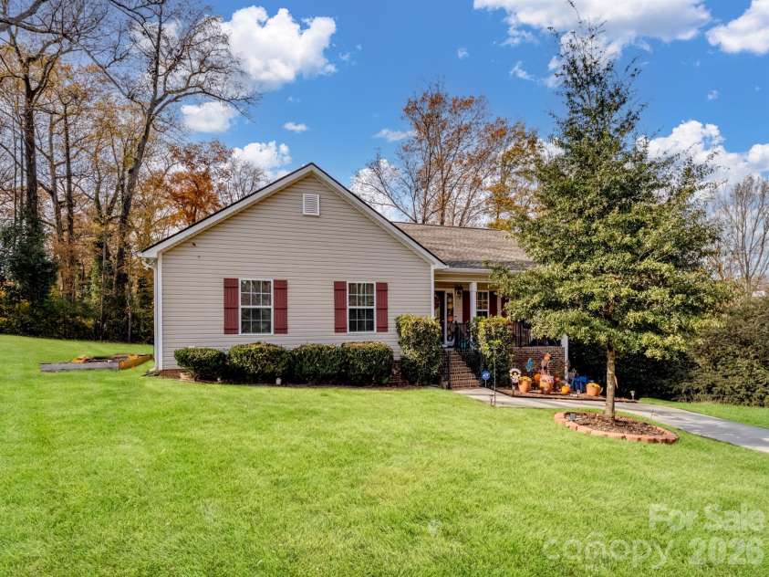 903 Annafrel Street, Rock Hill, SC 29730.  MLS# CAR4320757, YatesRealty ID 2866. 