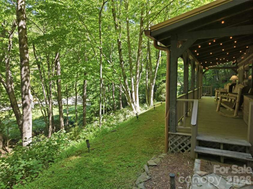 2146 Nc Highway 194 Highway, Boone, NC 28607.  MLS# CAR4388120, YatesRealty ID 28661. 