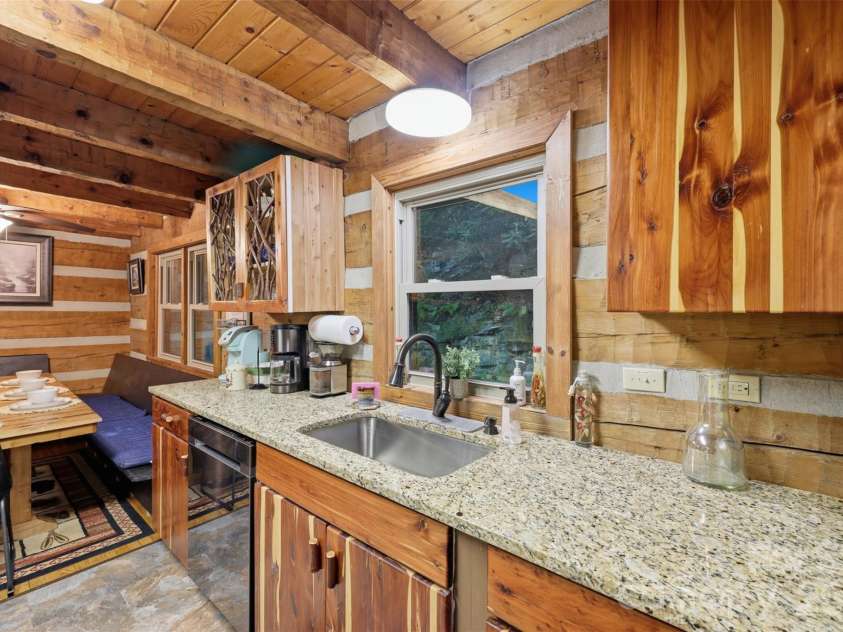 2146 Nc Highway 194 Highway, Boone, NC 28607.  MLS# CAR4388120, YatesRealty ID 28661. 