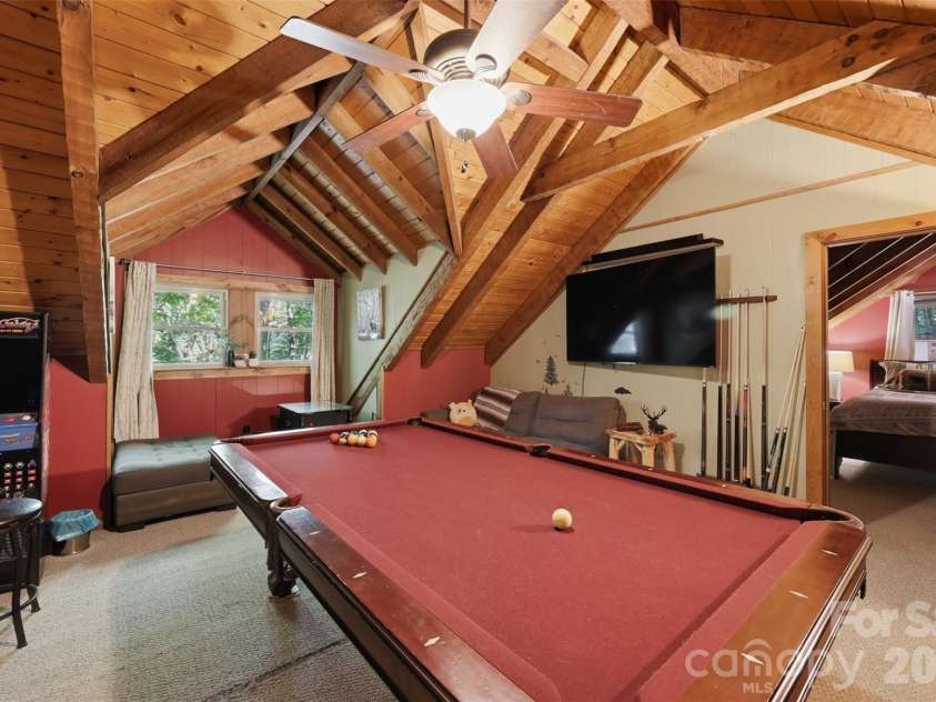 2146 Nc Highway 194 Highway, Boone, NC 28607.  MLS# CAR4388120, YatesRealty ID 28661. 