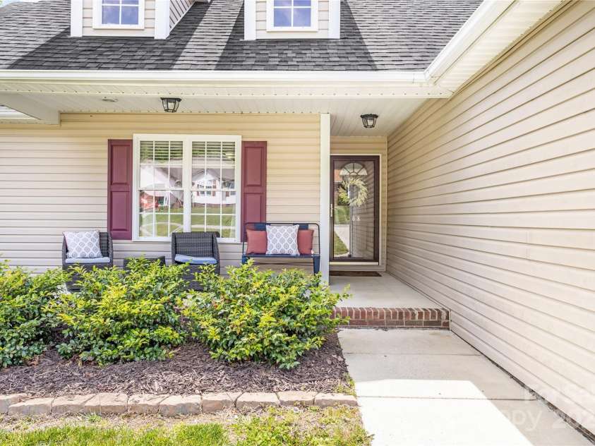 208 Kayla Drive, Salisbury, NC 28146.  MLS# CAR4254181, YatesRealty ID 28663. 