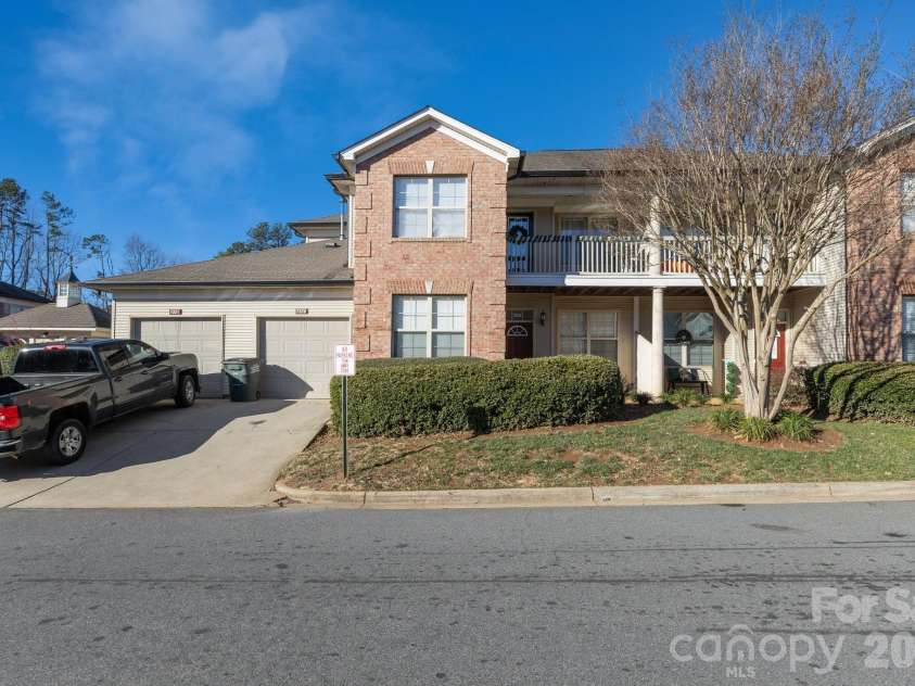 7325 Michaels Landing Drive, Charlotte, NC 28262.  MLS# CAR4330615, YatesRealty ID 28664. Front Exterior