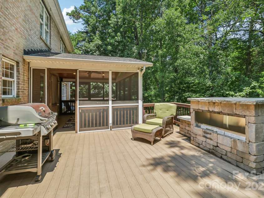 9735 Devonshire Drive, Huntersville, NC 28078.  MLS# CAR4276050, YatesRealty ID 28664. BBQ area