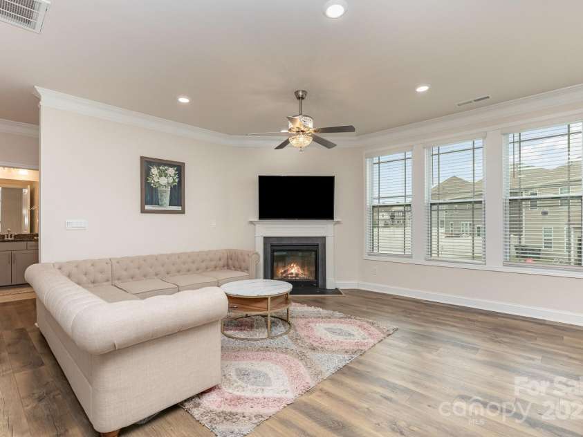 9727 WHITE CHAPEL Drive, Concord, NC 28027.  MLS# CAR4246060, YatesRealty ID 28666. 