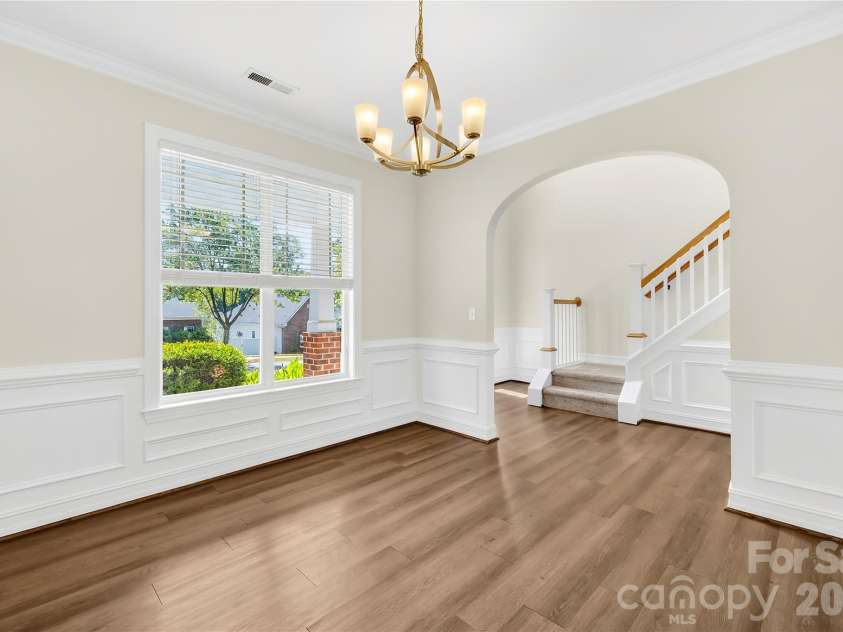 20236 Colony Point Lane, Cornelius, NC 28031.  MLS# CAR4378155, YatesRealty ID 28667. Dining Room