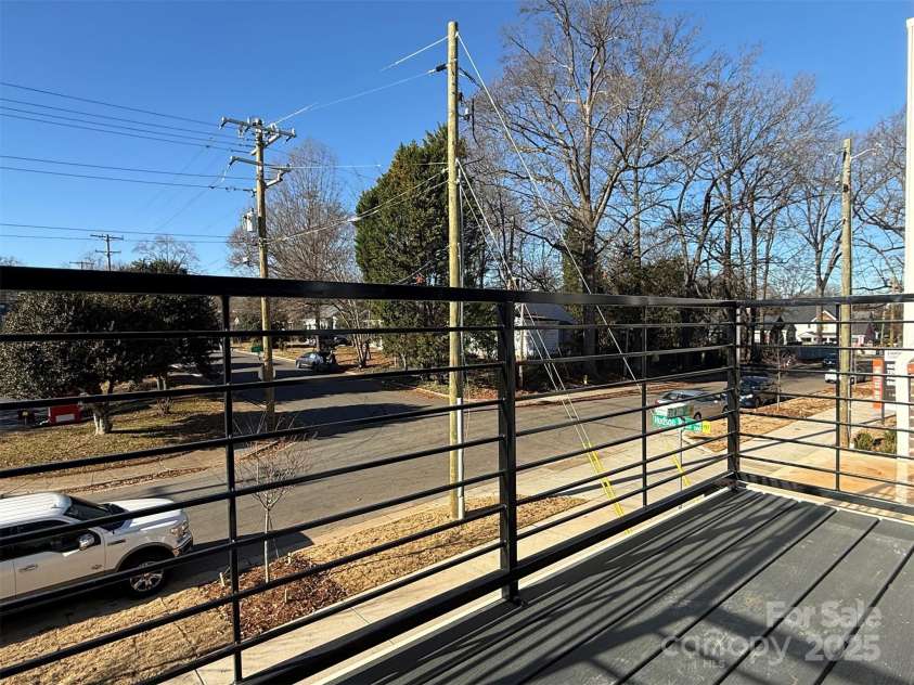 1225 34th Street, Charlotte, NC 28205.  MLS# CAR4211266, YatesRealty ID 28668. Deck off of kitchen