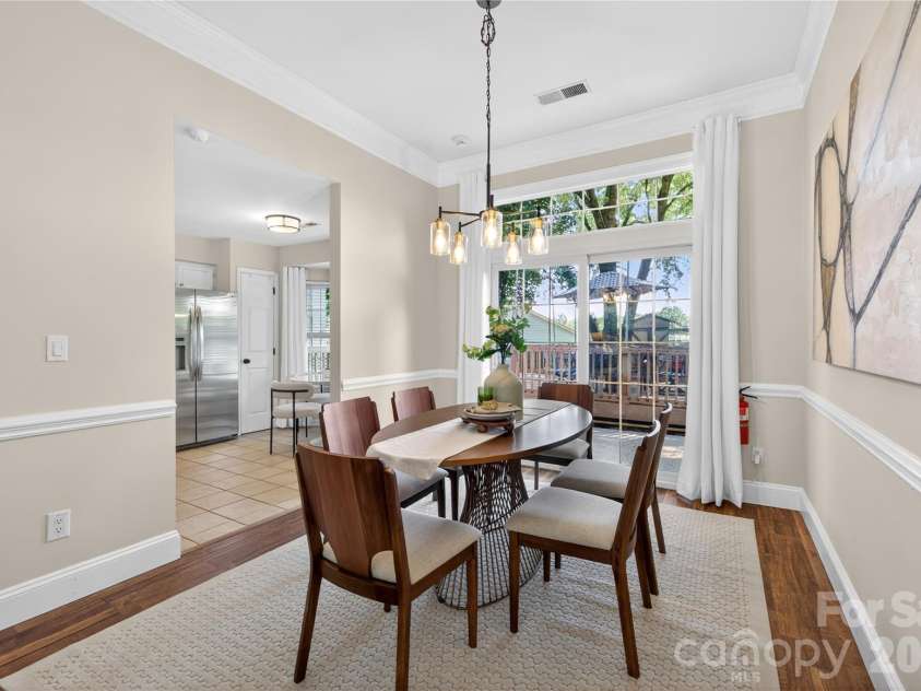 907 Gretna Green Drive, Charlotte, NC 28217.  MLS# CAR4390050, YatesRealty ID 28668. 