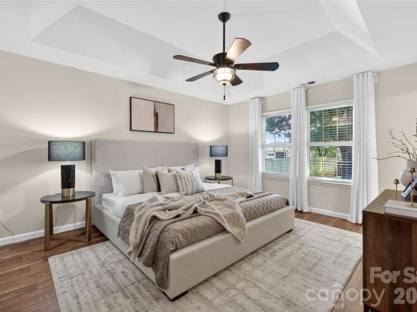 907 Gretna Green Drive, Charlotte, NC 28217.  MLS# CAR4390050, YatesRealty ID 28668. 