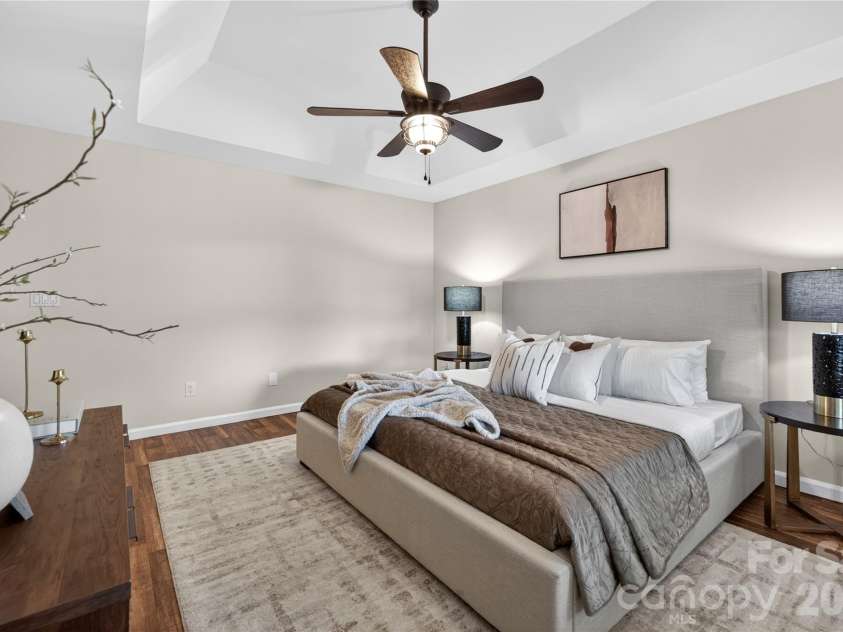 907 Gretna Green Drive, Charlotte, NC 28217.  MLS# CAR4390050, YatesRealty ID 28668. 