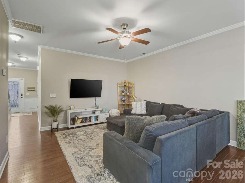 4648 Craigmoss Lane, Charlotte, NC 28278.  MLS# CAR4330904, YatesRealty ID 2867. 