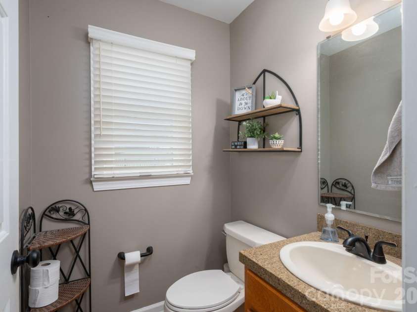 128 Windy Hill Drive, Cherryville, NC 28021.  MLS# CAR4379150, YatesRealty ID 28670. 1/2 bath on main
