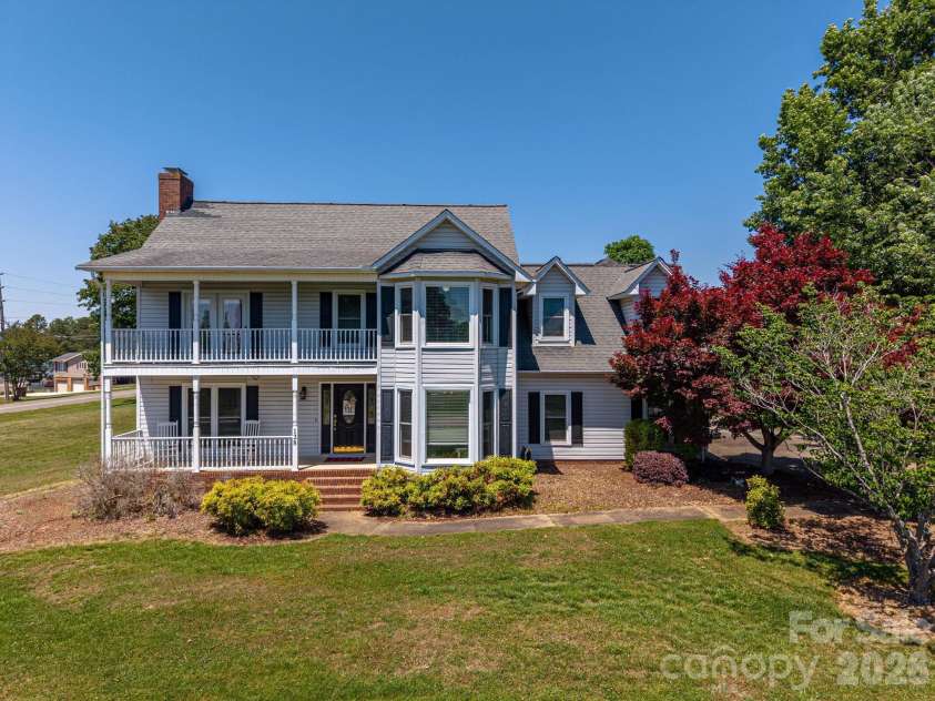 128 Windy Hill Drive, Cherryville, NC 28021.  MLS# CAR4379150, YatesRealty ID 28670. 