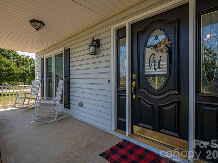 128 Windy Hill Drive, Cherryville, NC 28021.  MLS# CAR4379150, YatesRealty ID 28670. 