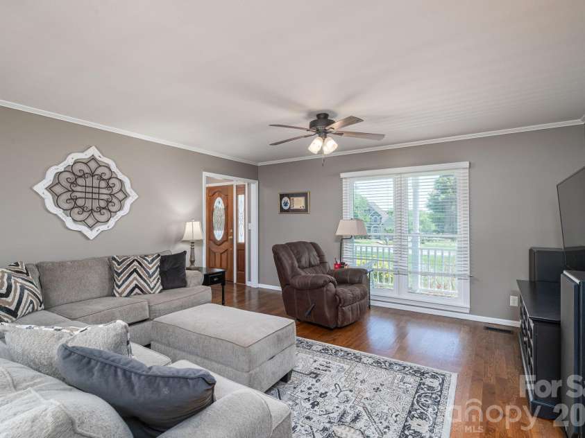 128 Windy Hill Drive, Cherryville, NC 28021.  MLS# CAR4379150, YatesRealty ID 28670. 