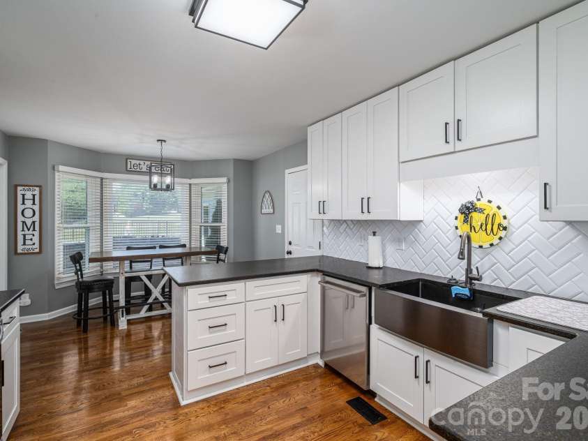 128 Windy Hill Drive, Cherryville, NC 28021.  MLS# CAR4379150, YatesRealty ID 28670. 