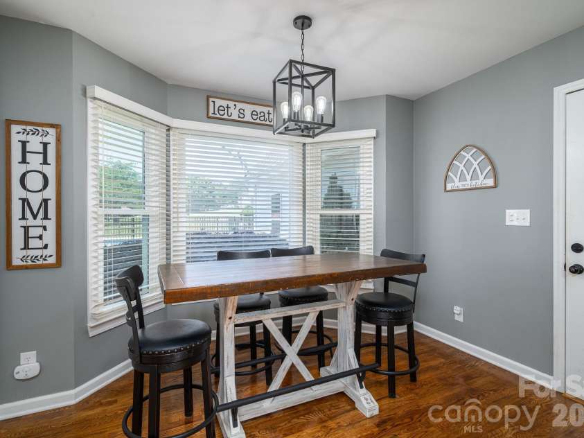 128 Windy Hill Drive, Cherryville, NC 28021.  MLS# CAR4379150, YatesRealty ID 28670. Eat-in kitchen