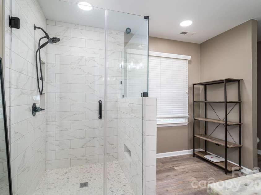 128 Windy Hill Drive, Cherryville, NC 28021.  MLS# CAR4379150, YatesRealty ID 28670. Primary en suite