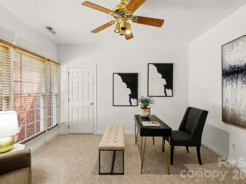 4726 Shannamara Drive, Matthews, NC 28104.  MLS# CAR4383623, YatesRealty ID 28671. 