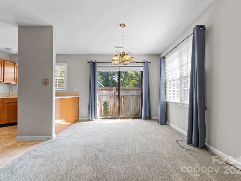 805 Bradford Woods Drive, Charlotte, NC 28209.  MLS# CAR4286083, YatesRealty ID 28671. 