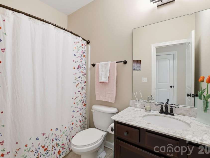 16148 Lost Canyon Way, Charlotte, NC 28277.  MLS# CAR4378691, YatesRealty ID 28673. 