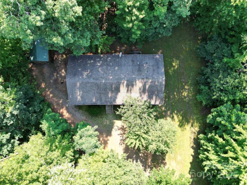 44 Bachelder Lane, Candler, NC 28715.  MLS# CAR4275612, YatesRealty ID 28674. 