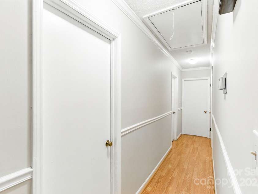 1221 McCorkle Road, Charlotte, NC 28214.  MLS# CAR4281533, YatesRealty ID 28676. 