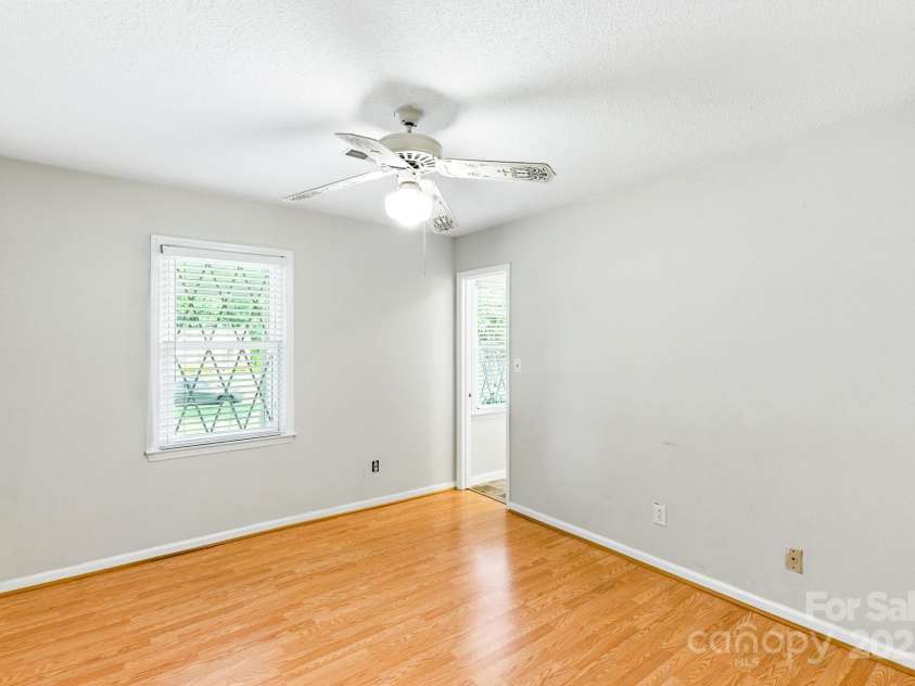 1221 McCorkle Road, Charlotte, NC 28214.  MLS# CAR4281533, YatesRealty ID 28676. 