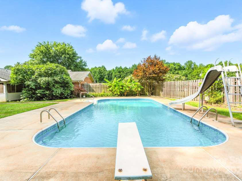 1221 McCorkle Road, Charlotte, NC 28214.  MLS# CAR4281533, YatesRealty ID 28676. 