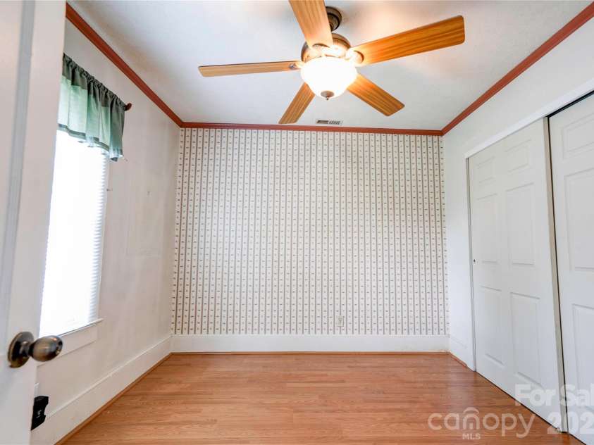 703 Dellinger Road, Shelby, NC 28152.  MLS# CAR4366836, YatesRealty ID 28676. 