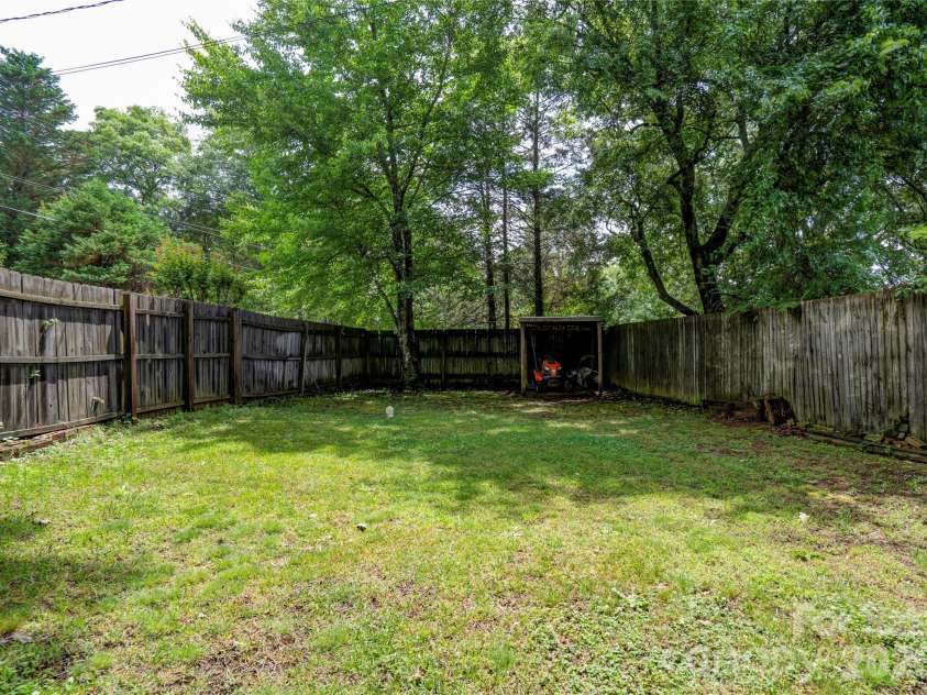 703 Dellinger Road, Shelby, NC 28152.  MLS# CAR4366836, YatesRealty ID 28676. 