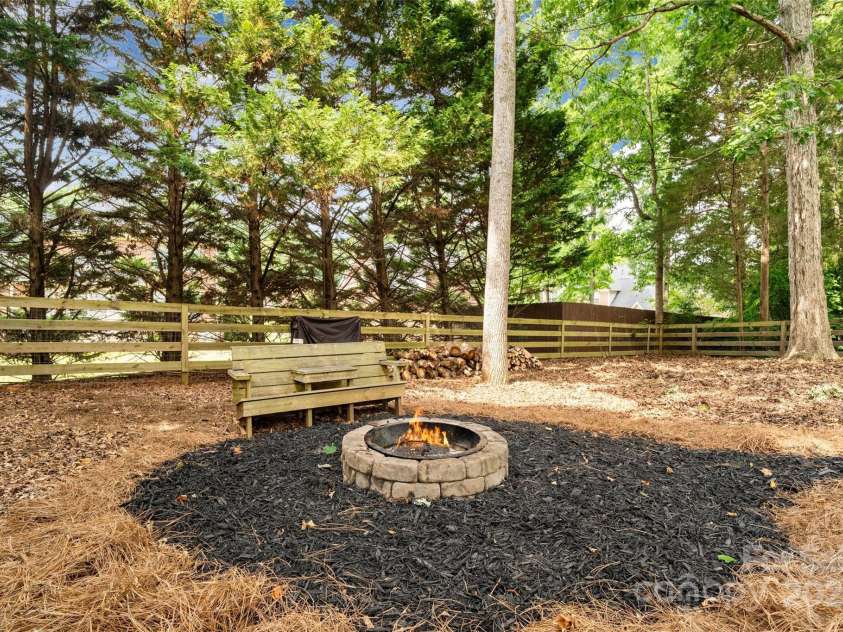 1529 The Crossing, Rock Hill, SC 29732.  MLS# CAR4280060, YatesRealty ID 28677. 