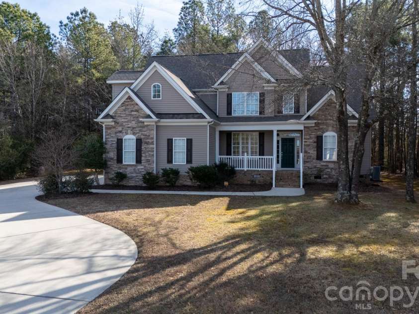 2656 Stonetrace Drive, Rock Hill, SC 29730.  MLS# CAR4338660, YatesRealty ID 28678. 2656 Stonetrace
