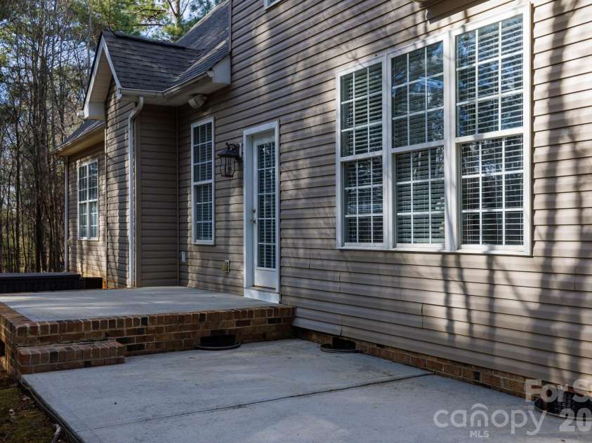 2656 Stonetrace Drive, Rock Hill, SC 29730.  MLS# CAR4338660, YatesRealty ID 28678. Back patio