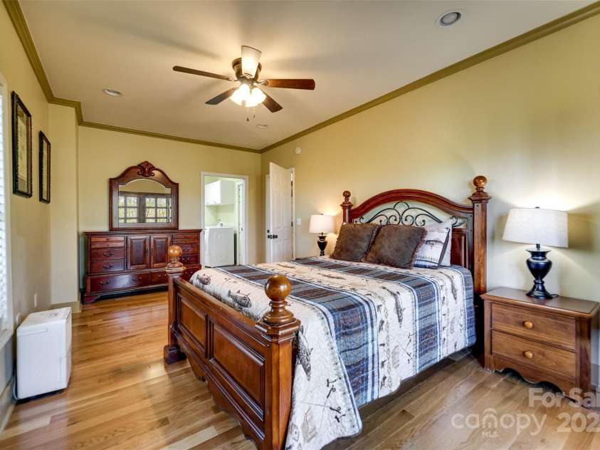 315 Black Bear Crossing, Bryson City, NC 28713.  MLS# CAR4263887, YatesRealty ID 28678. 