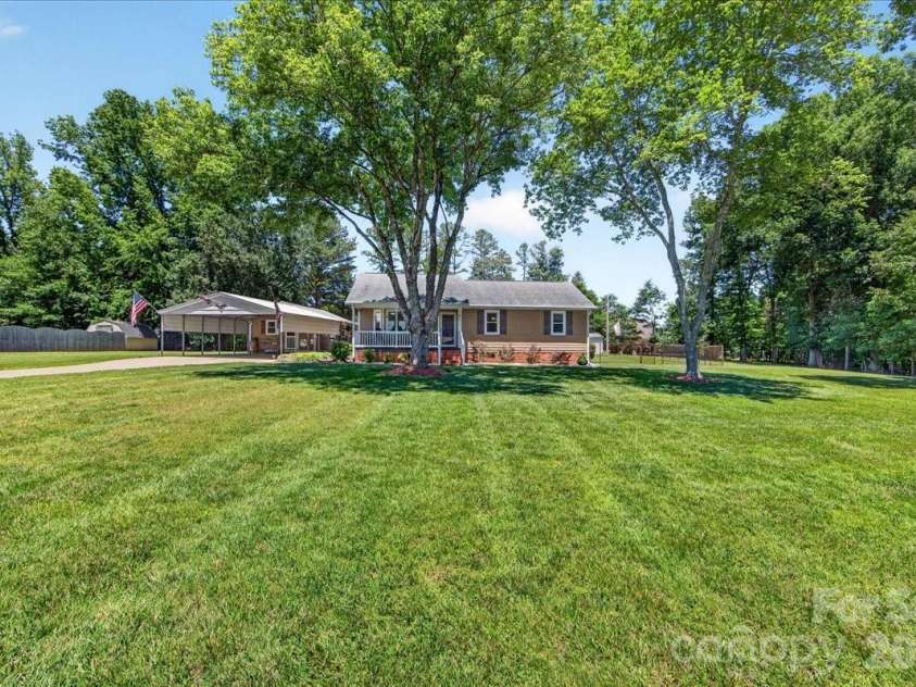 1104 Longmeadow Lane, Monroe, NC 28110.  MLS# CAR4387879, YatesRealty ID 28679. 