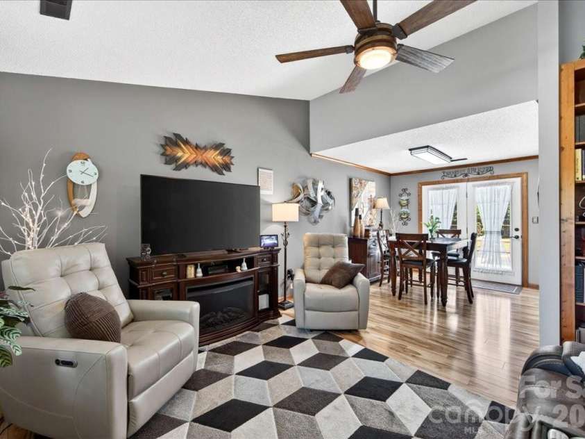 1104 Longmeadow Lane, Monroe, NC 28110.  MLS# CAR4387879, YatesRealty ID 28679. 