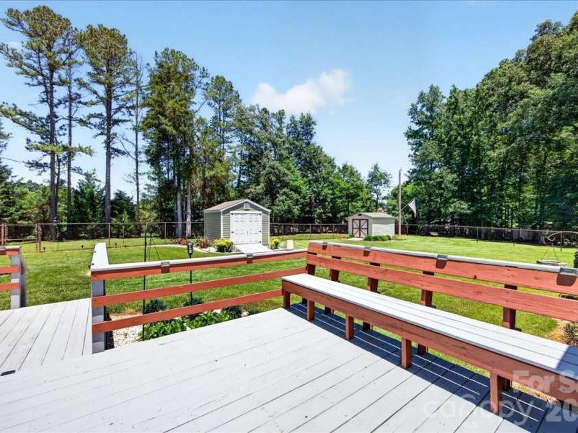 1104 Longmeadow Lane, Monroe, NC 28110.  MLS# CAR4387879, YatesRealty ID 28679. 