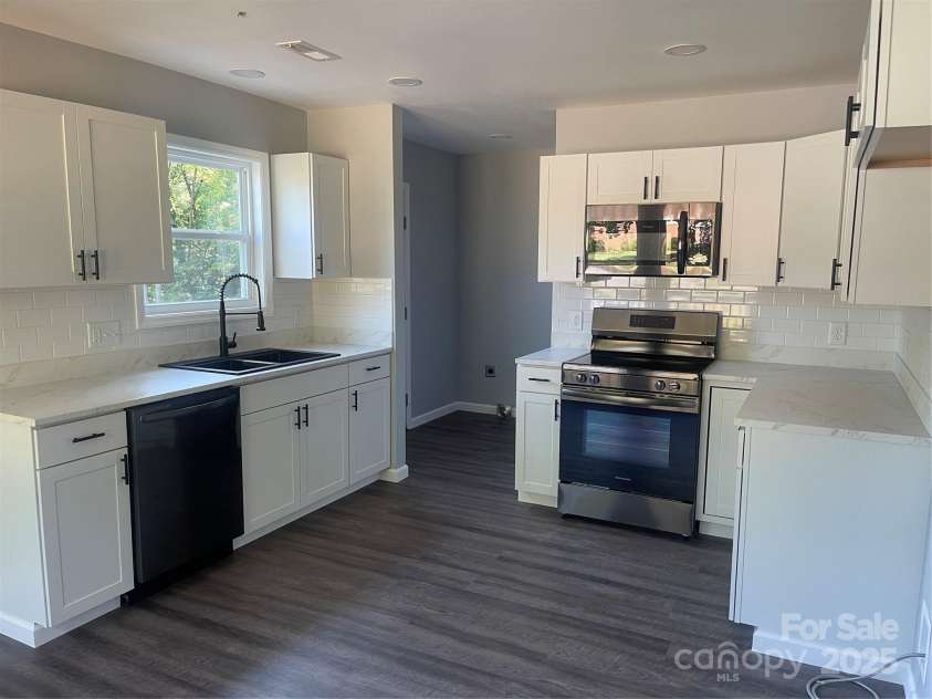 304 Maryland Drive, Forest City, NC 28043.  MLS# CAR4277983, YatesRealty ID 28679. 