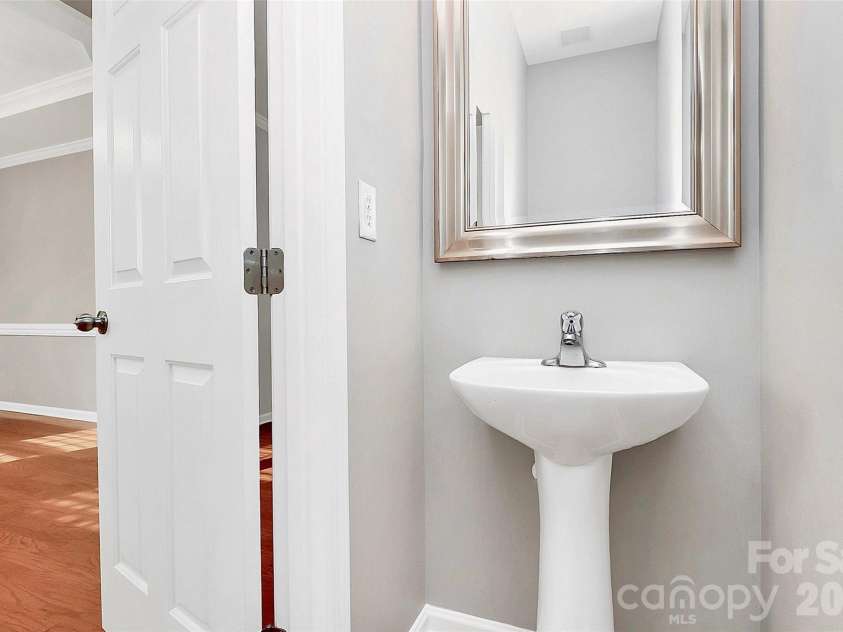 16874 Hugh Torance Parkway, Huntersville, NC 28078.  MLS# CAR4334001, YatesRealty ID 2868. 