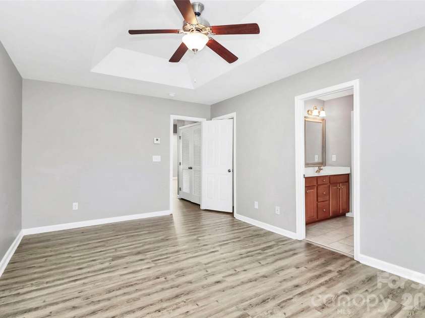 16874 Hugh Torance Parkway, Huntersville, NC 28078.  MLS# CAR4334001, YatesRealty ID 2868. 