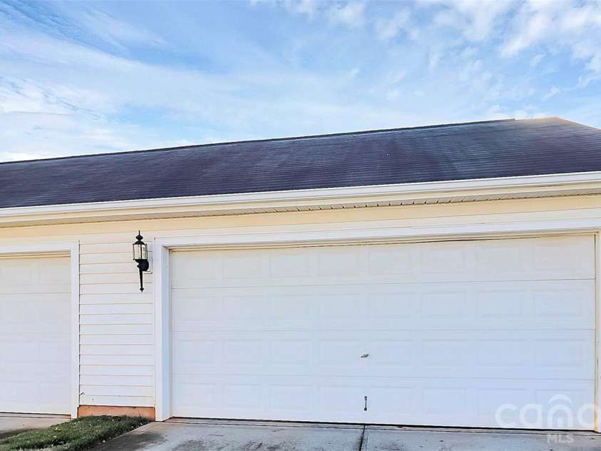 16874 Hugh Torance Parkway, Huntersville, NC 28078.  MLS# CAR4334001, YatesRealty ID 2868. 