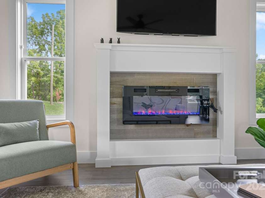 8 Green Tree Lane, Asheville, NC 28805.  MLS# CAR4289236, YatesRealty ID 2868. Electric fireplace