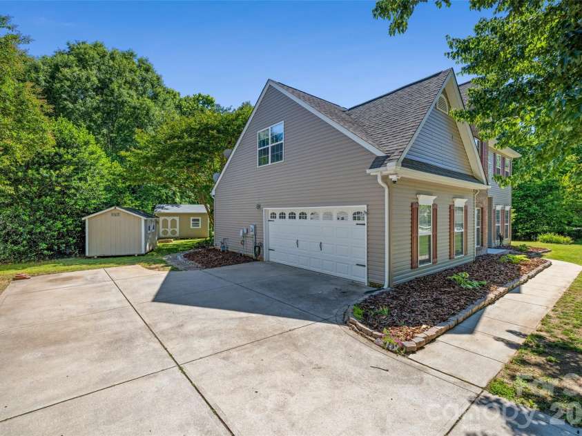 3418 Fallowbrook Forest None, York, SC 29745.  MLS# CAR4380128, YatesRealty ID 28680. 