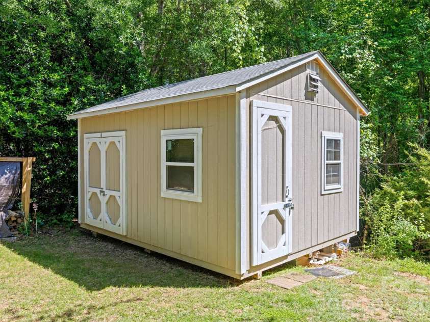 3418 Fallowbrook Forest None, York, SC 29745.  MLS# CAR4380128, YatesRealty ID 28680. Shed with electricity