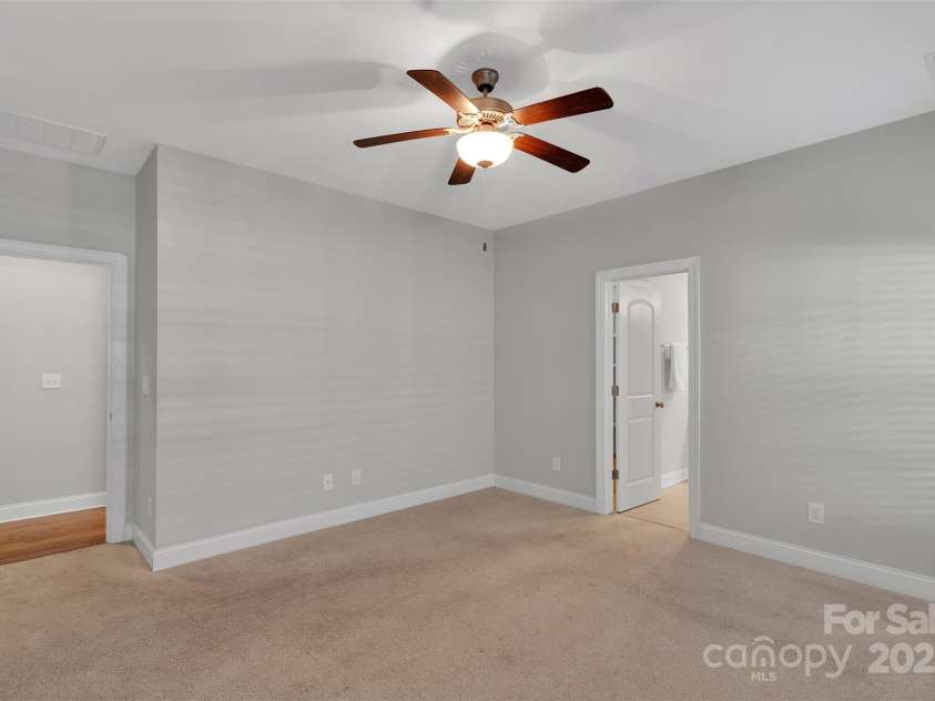 2363 Shanklin Lane, Denver, NC 28037.  MLS# CAR4283040, YatesRealty ID 28681. 