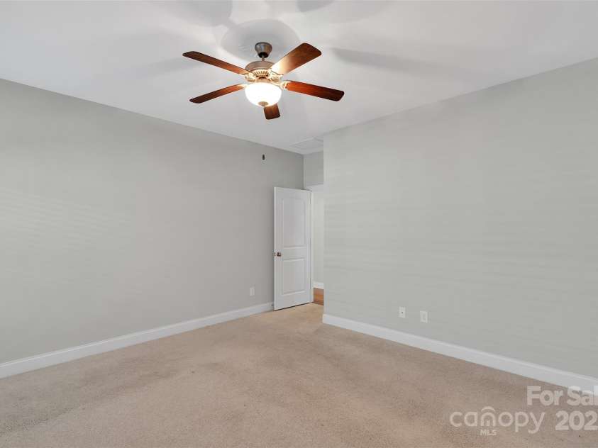 2363 Shanklin Lane, Denver, NC 28037.  MLS# CAR4283040, YatesRealty ID 28681. 