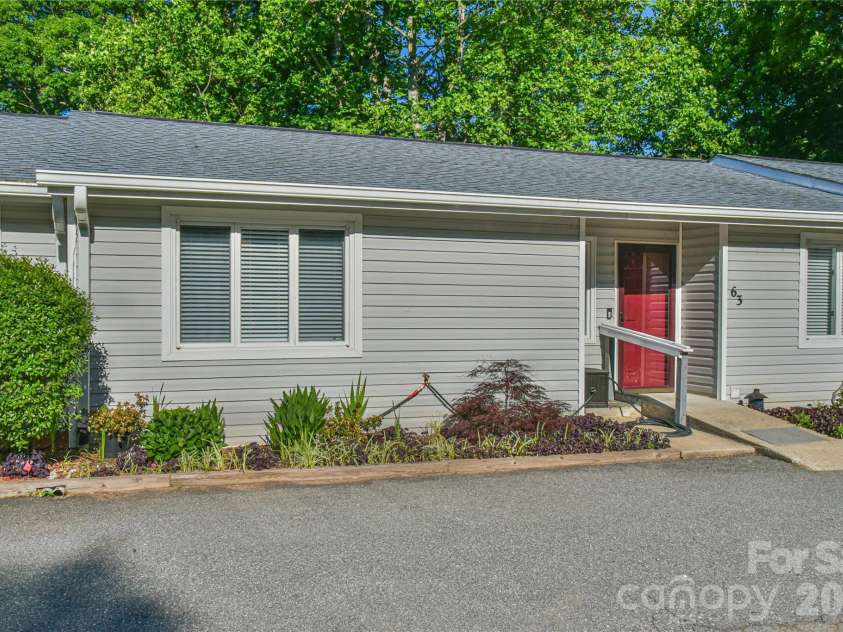 63 Hollybrook Drive, Asheville, NC 28803.  MLS# CAR4383971, YatesRealty ID 28682. Main level entry at parking area.