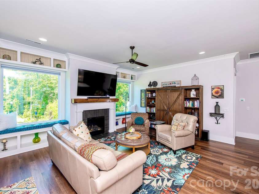 2080 Garden Terrace Circle, Marvin, NC 28173.  MLS# CAR4385367, YatesRealty ID 28684. 