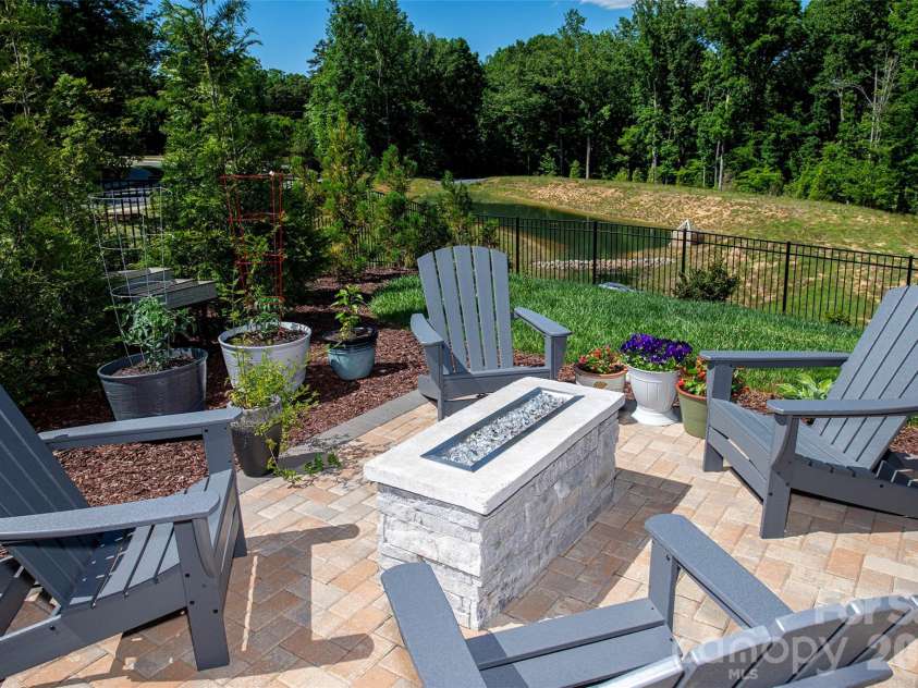 2080 Garden Terrace Circle, Marvin, NC 28173.  MLS# CAR4385367, YatesRealty ID 28684. 